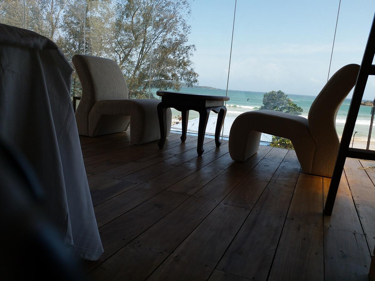 Hotel Arrowana 888 Weligama Extérieur photo