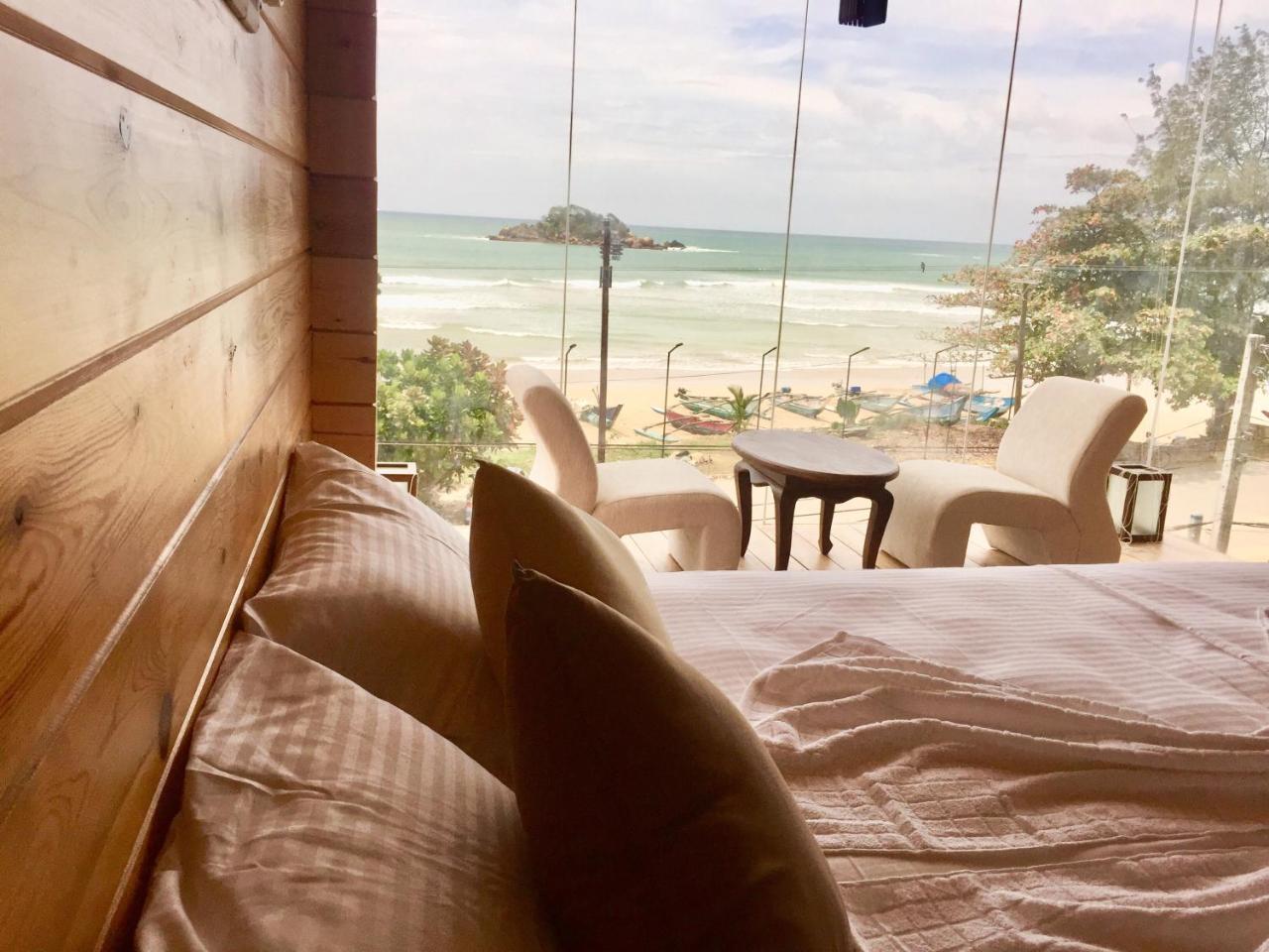 Hotel Arrowana 888 Weligama Extérieur photo