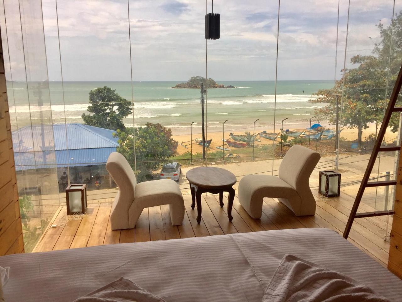 Hotel Arrowana 888 Weligama Extérieur photo